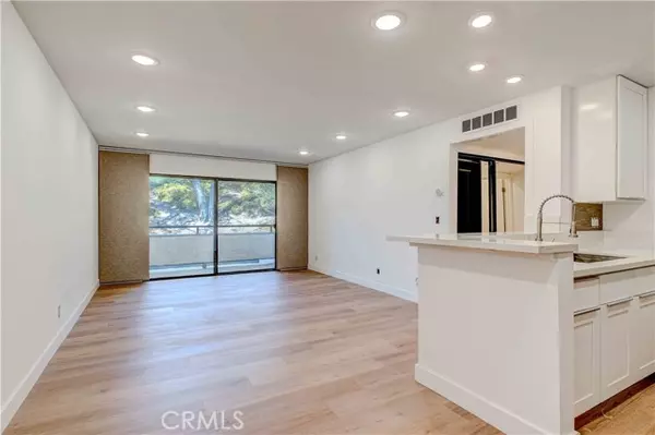 4260 Via Arbolada #208, Los Angeles, CA 90042