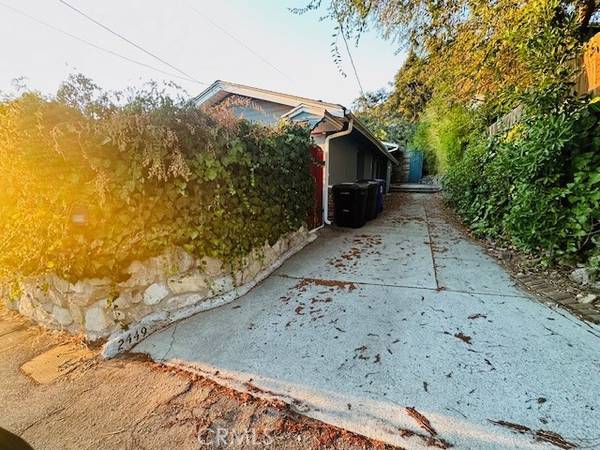 2449 Olive Avenue, La Crescenta, CA 91214