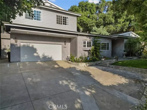 2121 Patagonia Drive, La Canada Flintridge, CA 91011