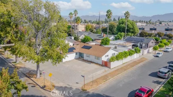 8604 Saloma Avenue, Panorama City (los Angeles), CA 91402