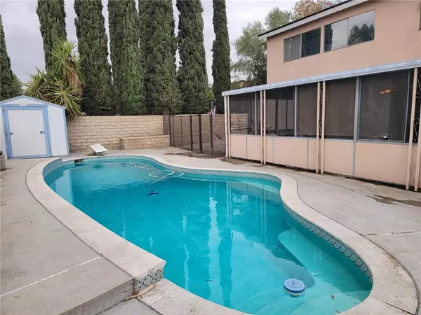 Canyon Country (santa Clarita), CA 91387,28975 Gladiolus Drive