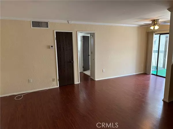 Glendale, CA 91206,515 N Jackson Street #106