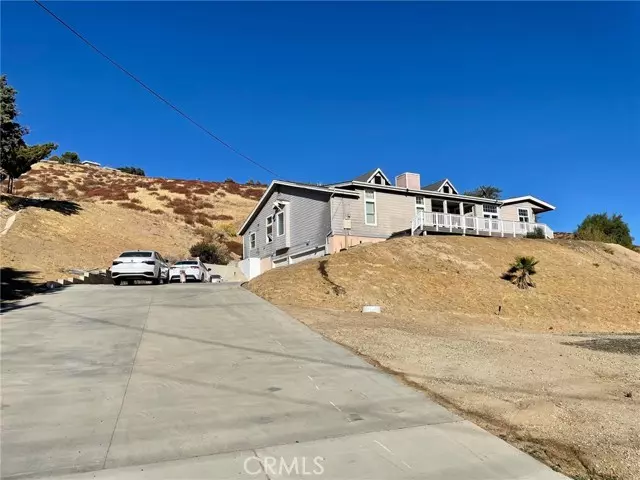 Leona Valley, CA 93551,9311 Elizabeth Lake Road