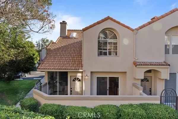 11305 Old Ranch Circle, Chatsworth (los Angeles), CA 91311