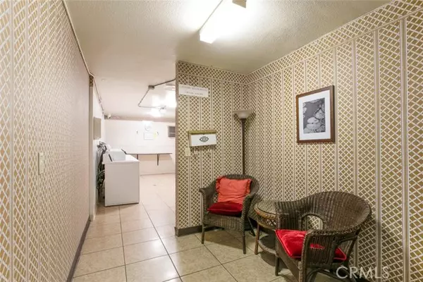 Glendale, CA 91203,365 Burchett Street #217