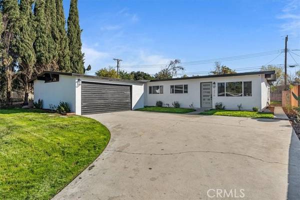 12702 Louvre Street, Pacoima (los Angeles), CA 91331