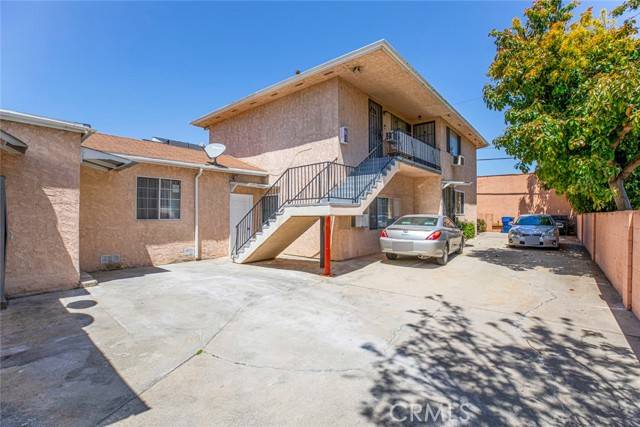 14319 Tiara Street #2, Van Nuys (los Angeles), CA 91401