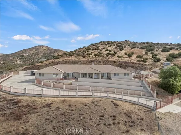 33650 Tataviam Drive, Agua Dulce, CA 91390