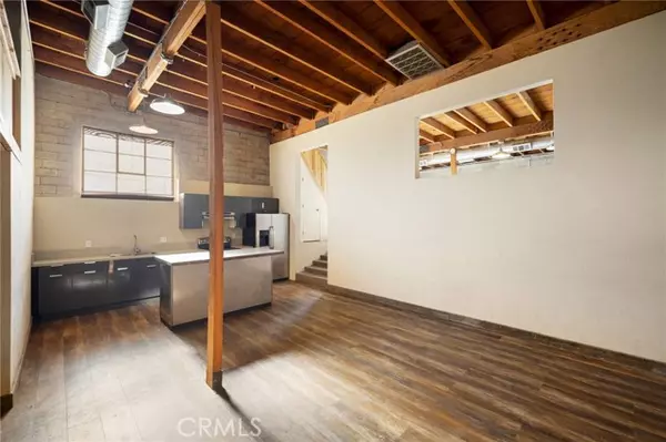 Sierra Madre, CA 91024,50 Montecito Court