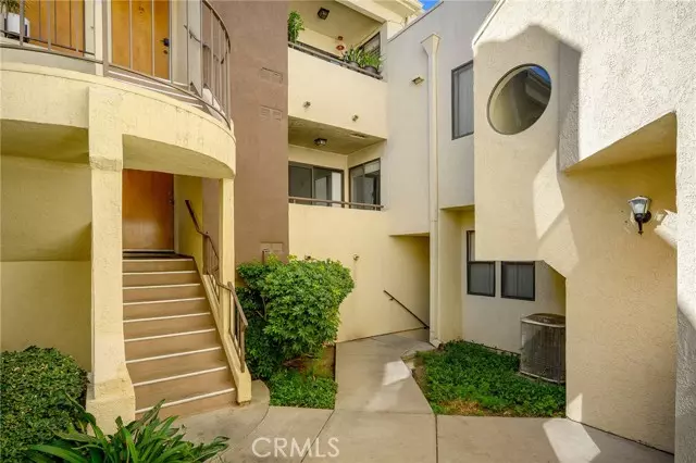 Sylmar (los Angeles), CA 91342,13825 Beaver Street #35