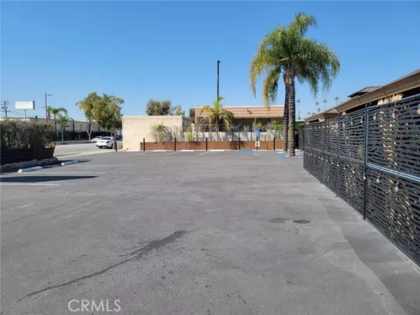 Glendale, CA 91201,6430 San Fernando Road