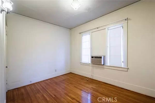 Glendale, CA 91204,415 Riverdale Drive