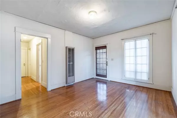 Glendale, CA 91204,415 Riverdale Drive