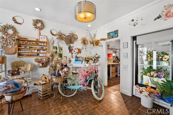 128 S Myrtle Avenue, Monrovia, CA 91016