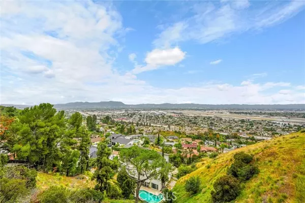 10050 Olivia Ter, Sun Valley (los Angeles), CA 91352