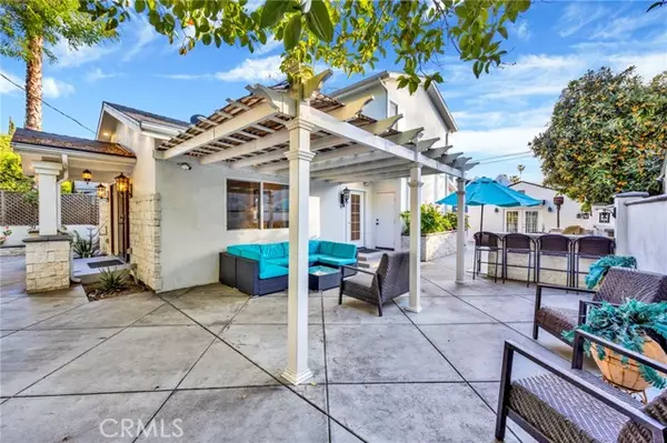 Studio City (los Angeles), CA 91604,3815 Laurel Canyon Boulevard