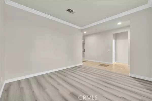 Hesperia, CA 92344,9058 Chimney Rock Avenue