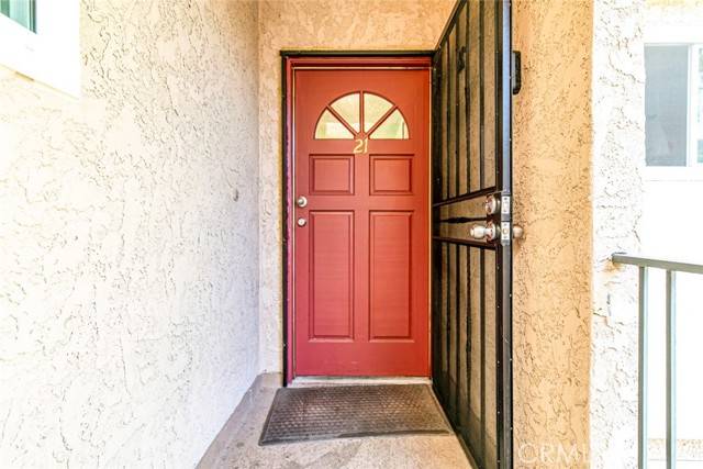 Northridge (los Angeles), CA 91325,17151 Roscoe Boulevard #21