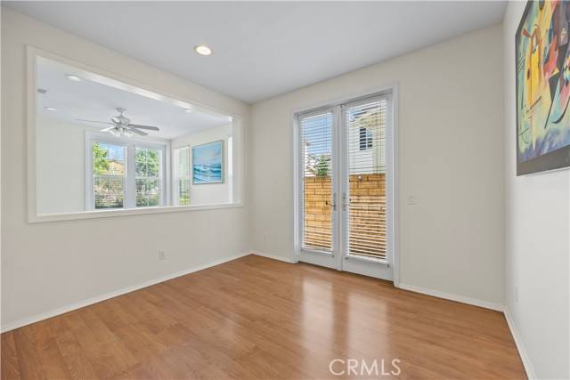 Valencia (santa Clarita), CA 91355,26934 Colonial Lane