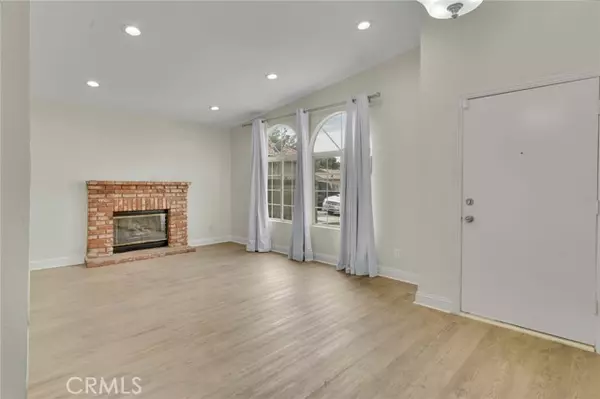 Lancaster, CA 93535,43916 Silver Bow Road