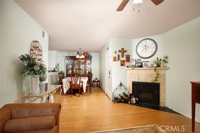 Van Nuys (los Angeles), CA 91406,7035 Woodley Avenue #204