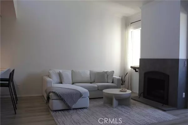 Encino (los Angeles), CA 91316,5325 Newcastle Avenue #321