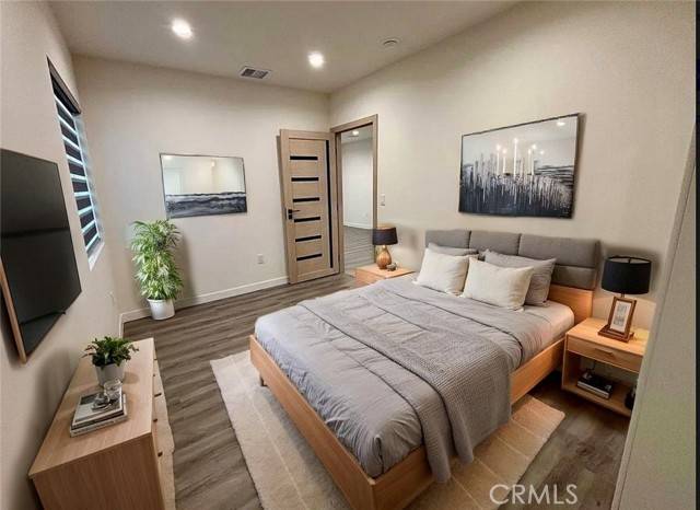 Sunland (los Angeles), CA 91040,10941 Oro Vista Avenue