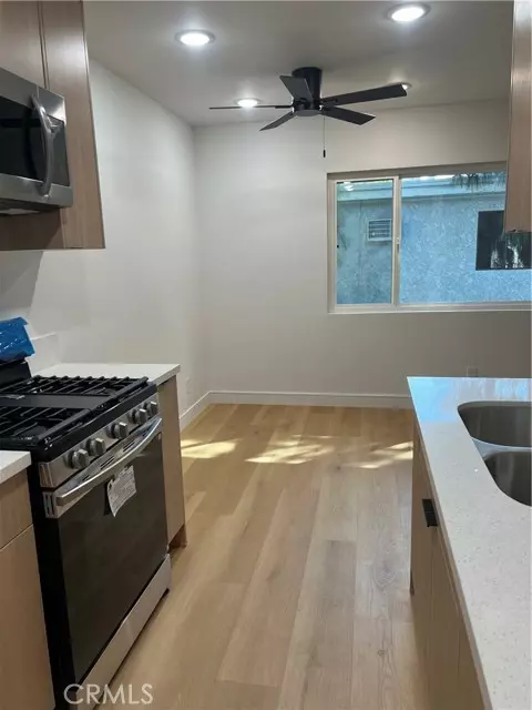 Panorama City (los Angeles), CA 91402,14805 Chase Street #224