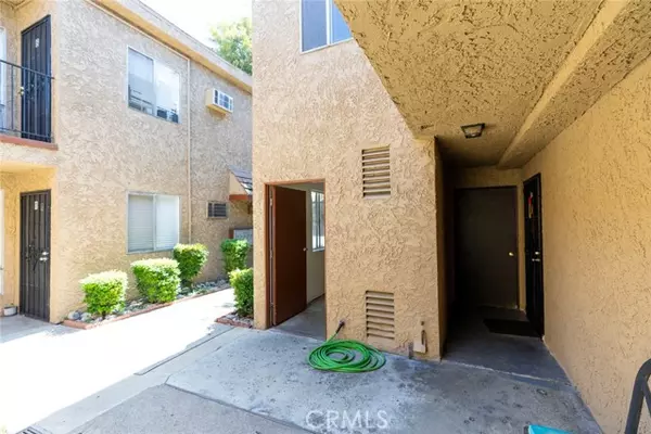North Hollywood (los Angeles), CA 91606,11341 Victory Boulevard