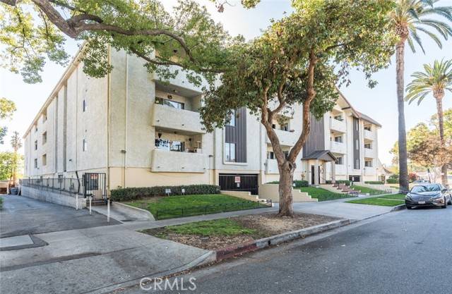 1422 Rock Glen Avenue #210, Glendale, CA 91205