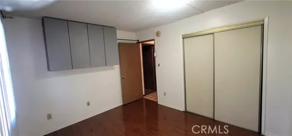 Panorama City (los Angeles), CA 91402,14805 Chase Street #105