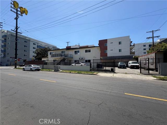 1103 Hobart Boulevard #4, Los Angeles, CA 90006