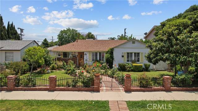 Reseda (los Angeles), CA 91335,19514 Hartland Street