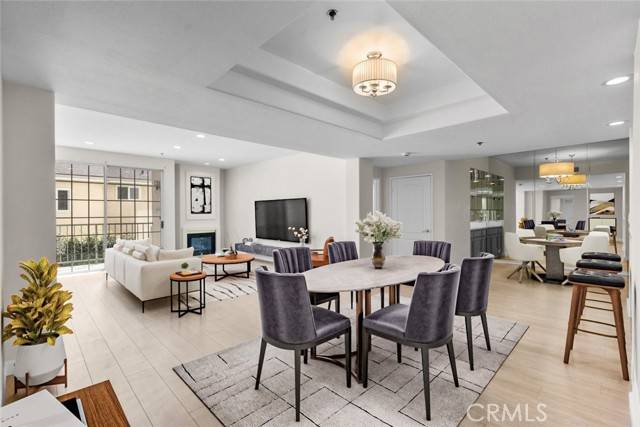 4348 Mammoth Avenue #102, Sherman Oaks, CA 91423