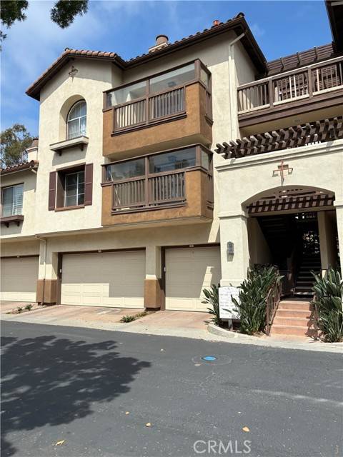 2960 Champion Way #1006, Tustin, CA 92782