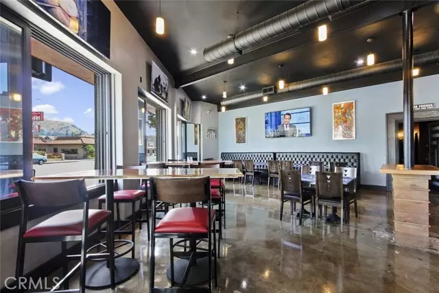 Sun Valley (los Angeles), CA 91352,8759 Glenoaks Boulevard