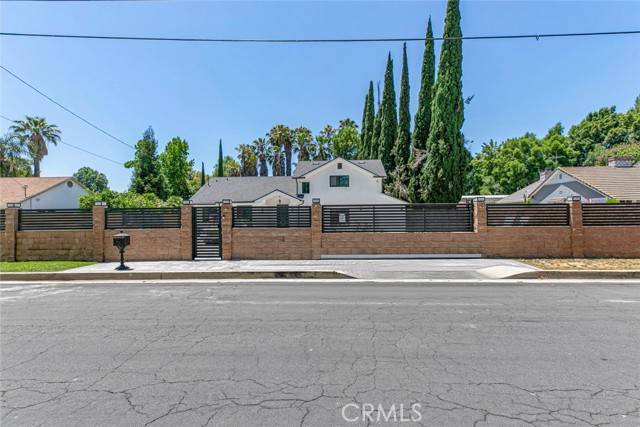 Northridge (los Angeles), CA 91325,17800 Raymer Street