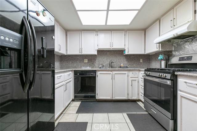 Glendale, CA 91204,116 W Maple Street #25