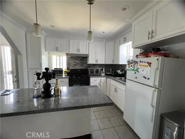 Los Angeles, CA 90063,3935 E Cesar E Chavez Avenue