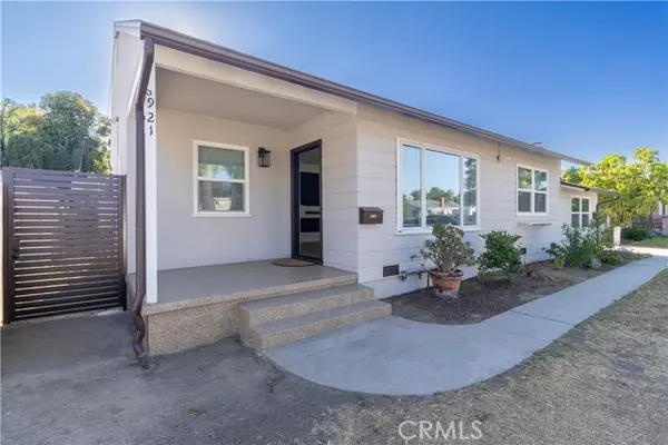 6921 Encino Avenue, Van Nuys (los Angeles), CA 91406