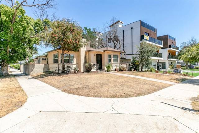 5656 Cartwright, North Hollywood (los Angeles), CA 91601