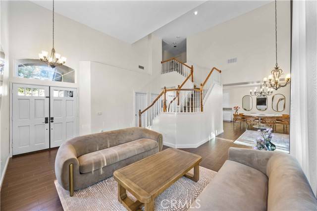 Valencia (santa Clarita), CA 91354,27503 Wellsley Way