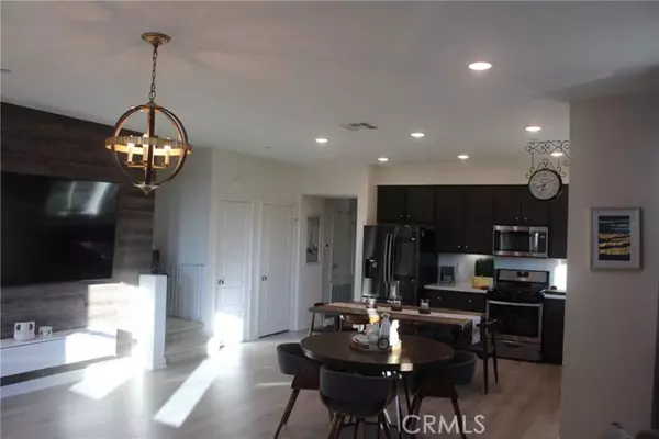 Sylmar (los Angeles), CA 91342,12801 N Watt Lane #A