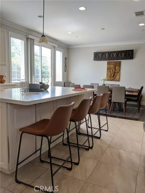 La Canada Flintridge, CA 91011,4634 La Canada Boulevard