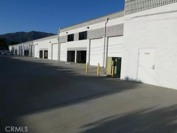 Altadena, CA 91001,787 W Woodbury Road