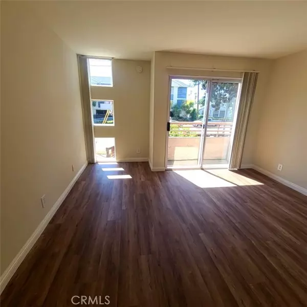 Sherman Oaks, CA 91403,5060 Kester Avenue #101