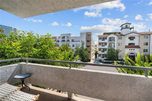 Sherman Oaks, CA 91403,4401 Sepulveda Boulevard #209