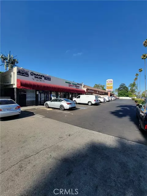 Winnetka (los Angeles), CA 91306,19740 Sherman Way