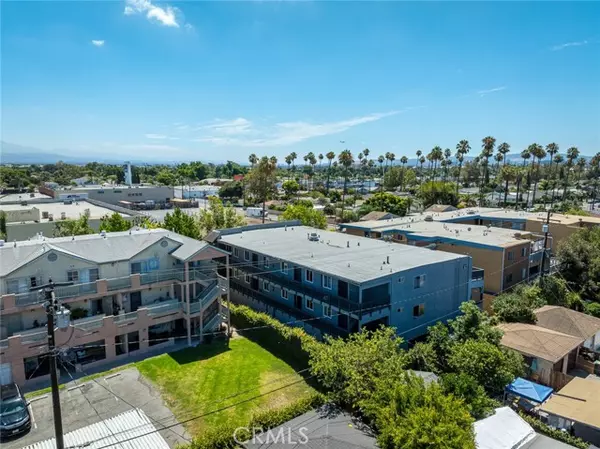 Santa Ana, CA 92707,1810 S Broadway