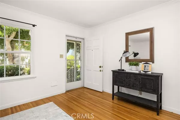 Glendale, CA 91207,1104 N Louise Street #B
